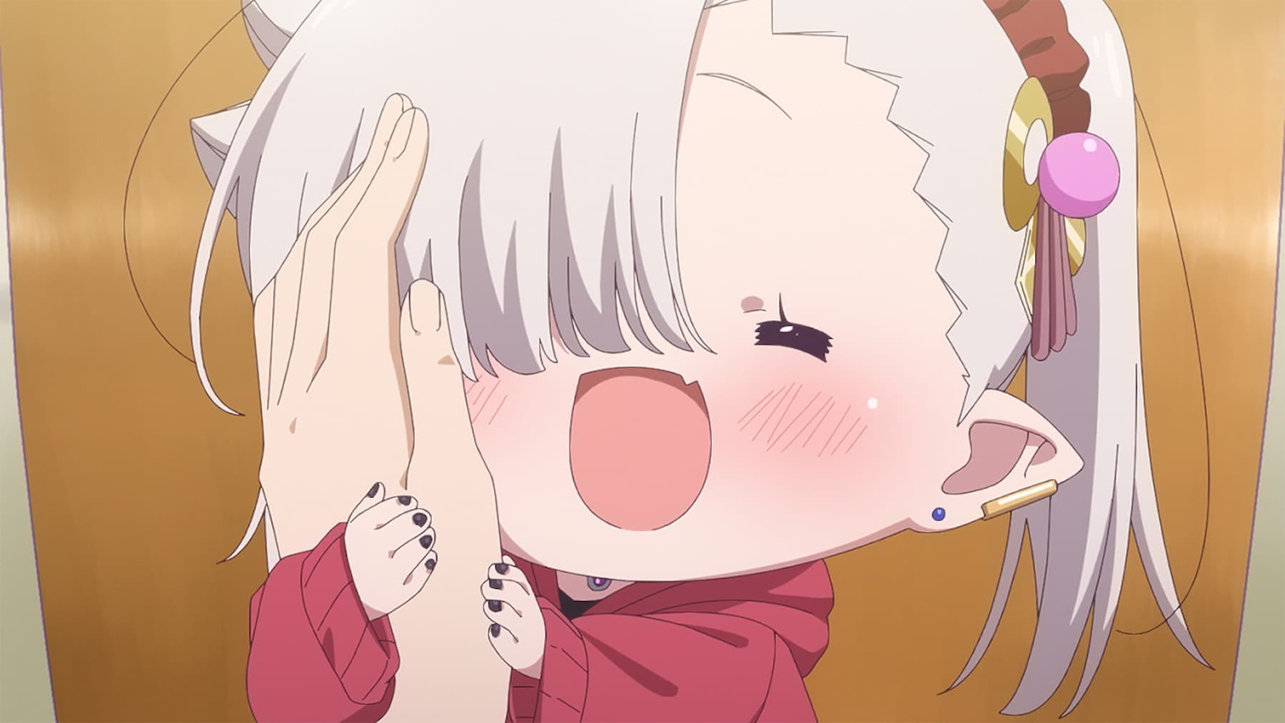 ちゃんと吸えない吸血鬼ちゃん